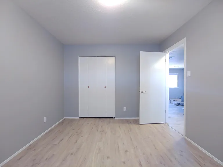 Contemporary, Loaded 2 Bed 2 Bath Apartment on Conchas Park — Photo 31