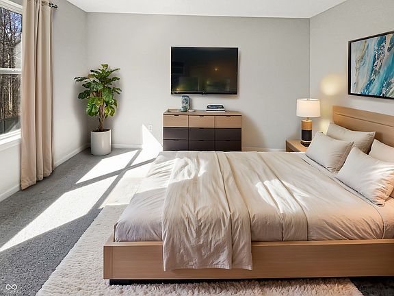 4th image of 10453 Apple Creek Way