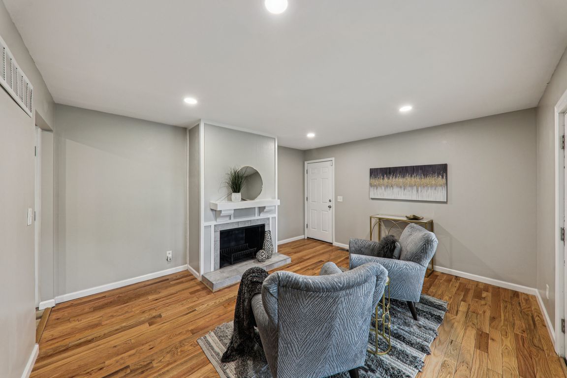 11869 Galba Dr-S0608-028.jpg