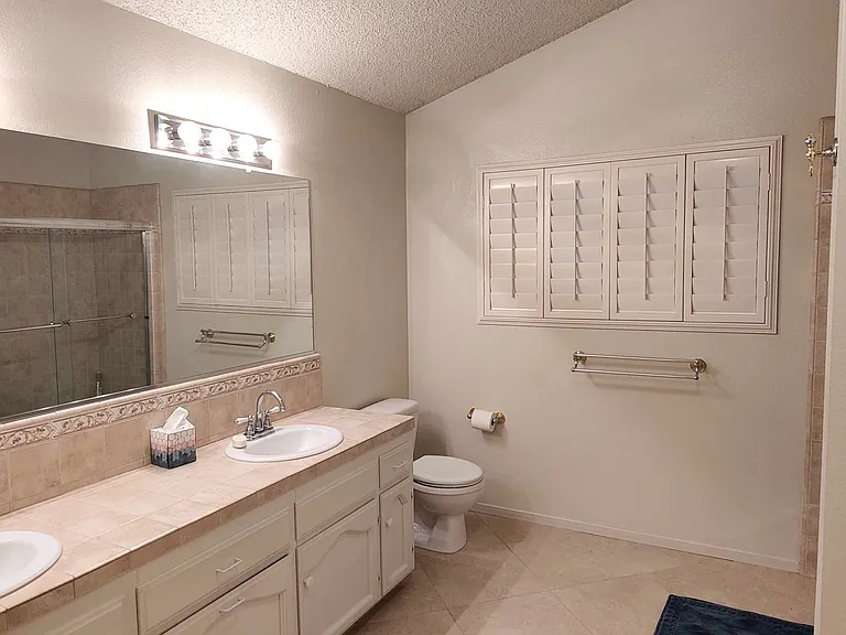3421 W Los Altos Ave — Photo 13