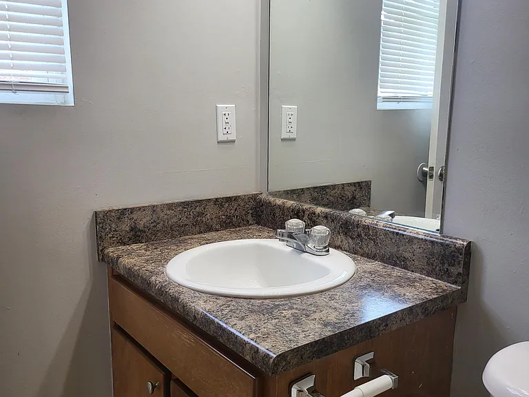 105 Embleton Ct #A — Photo 3