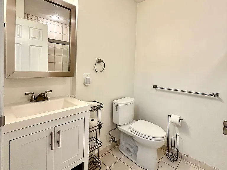 677 Quincy Shore Dr #307 — Photo 12