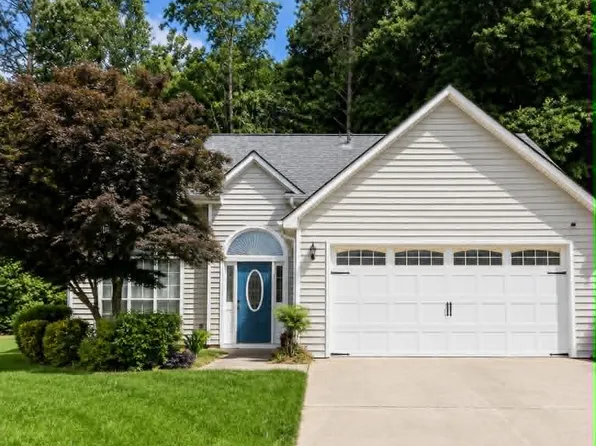 5931 Green Meadow Way, Rex, GA 30273