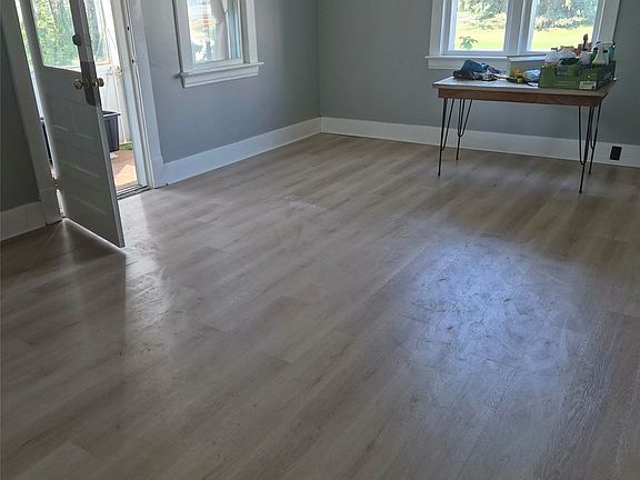 4th image of 600 3rd Avenue