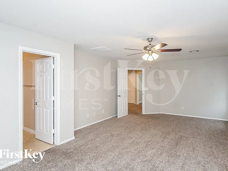 4904 Naff Ridge Dr — Photo 8