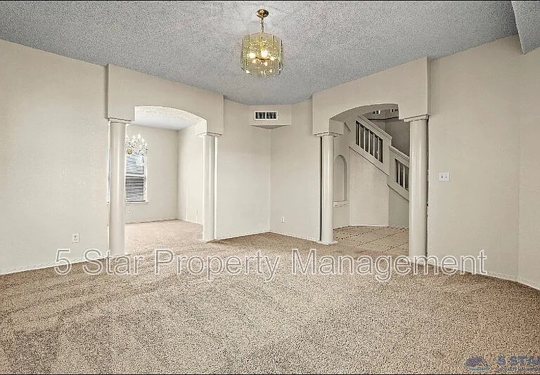 1315 Olga Mapula Dr — Photo 10