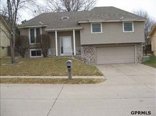 2667 N 129th Cir, Omaha, NE 68164