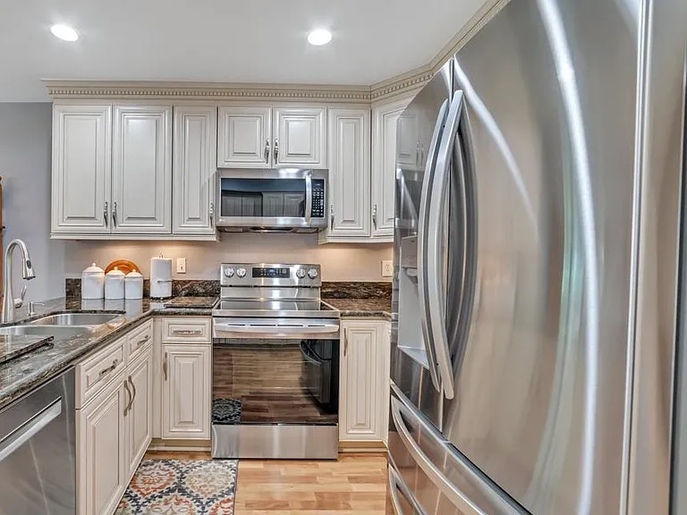 5486 Colony Field Dr — Photo 9