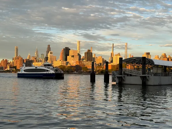 11-28 31st Drive image 29 of 33