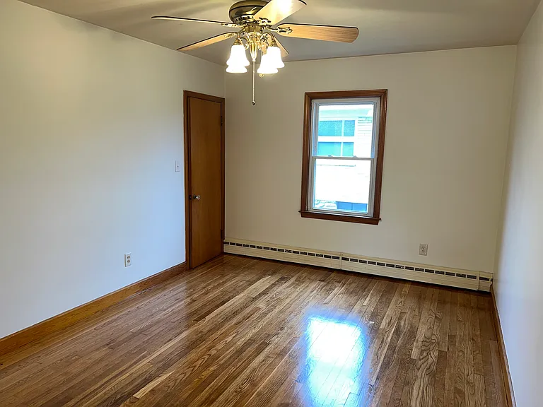 6 Everett Ave #1 — Photo 6