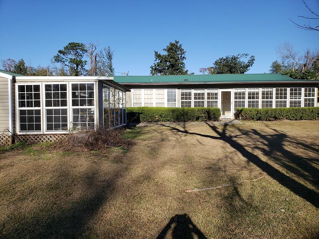 8225 Sealy Cir Donalsonville Ga 39845 Zillow