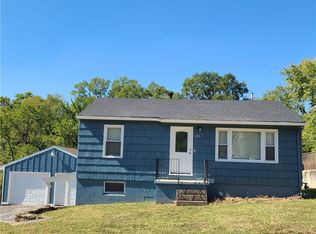 120 S Gant St, Sugar Creek, MO 64054