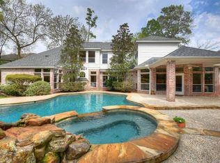 22 Serenity Woods Pl, Spring, TX 77382