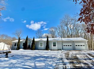 184 Niemchik Rd, Hunlock Creek, PA 18621