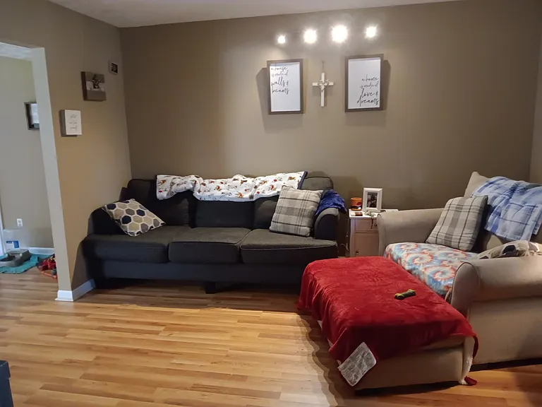 1529 Clear Brook Dr — Photo 6