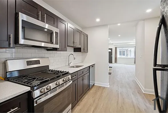 1814 S Taylor St — Photo 7