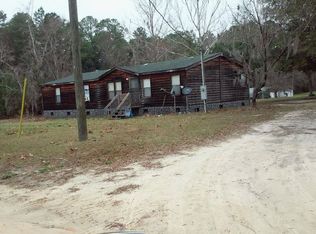 596 Old Starke Rd, Palatka, FL 32177