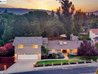 495 Adams Way, Pleasanton, CA, 94566