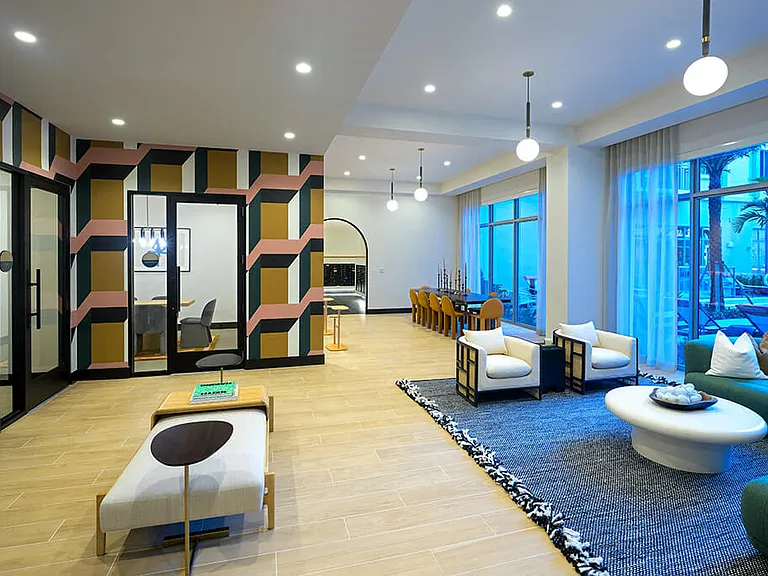 Coasterra Apartments — Photo 21