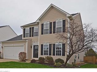 37610 Stoney Lake Dr, North Ridgeville, OH 44039