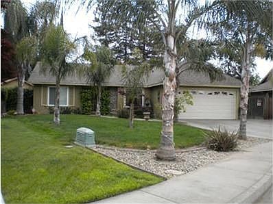 3rd image of 324 Burns Creek Ct