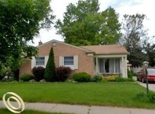 5796 Rouge Ct, Dearborn Heights, MI 48127