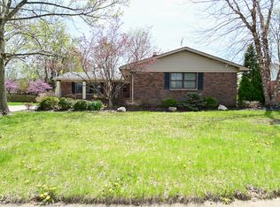 1229 Dallas Dr, Plainfield, IN 46168