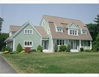3rd image of 120 Crickett Ln