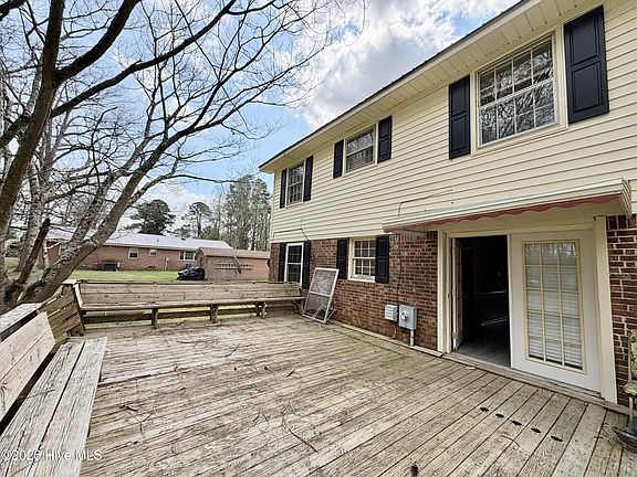 3rd image of 110 White Pine Drive