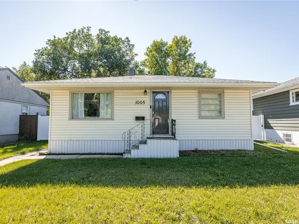 1005 Coteau STREET W, Moose Jaw, SK S6H 5G3