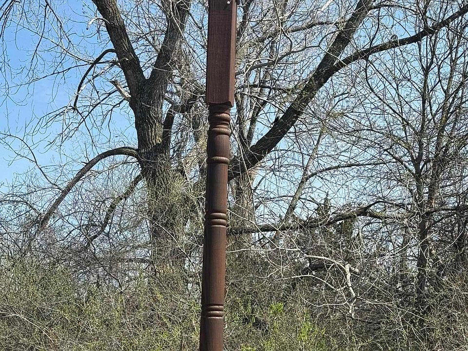 2nd image of 13707 Hideaway Ln