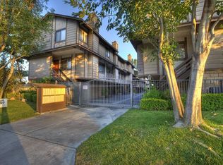 916 W Foothill Blvd UNIT B, Monrovia, CA 91016