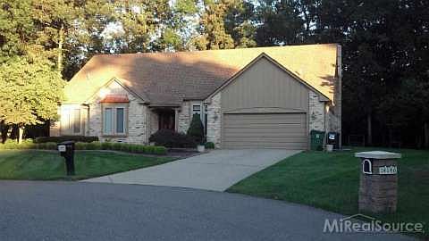 2nd image of 53552 Oakview Dr