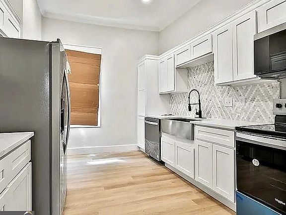 4th image of 8 Long St