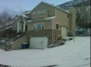 7941 S Mountain Oaks Dr, Cottonwood Heights, UT 84121