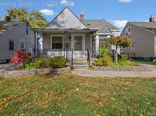 21803 Colony St, Saint Clair Shores, MI 48080