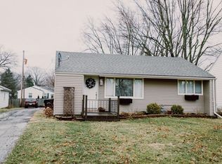 1011 Gulf Rd, Elyria, OH 44035