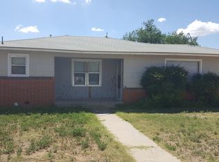 1516 S Avenue C, Portales, NM 88130