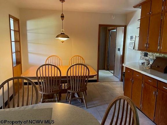 4th image of 101 Coberly Ln