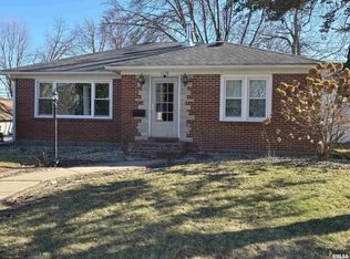 1110 9th Ave, Fulton, IL 61252