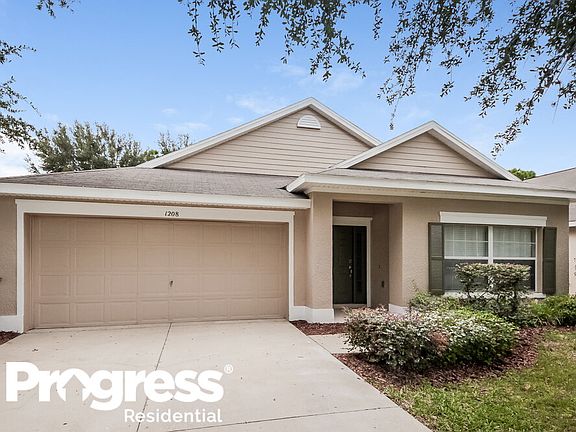 3rd image of 1208 Longville Cir
