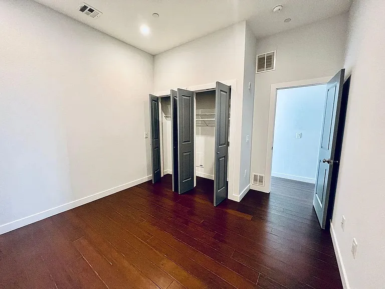 1337 N Franklin St #2-1 — Photo 13