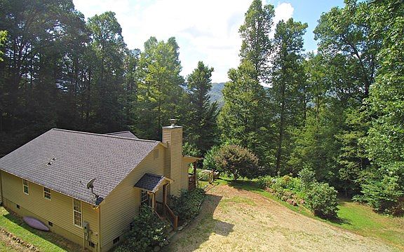 2nd image of 738 Safari Dr