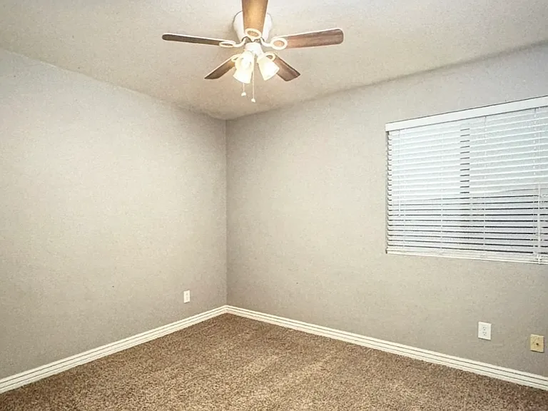 3943 N Creosote Ct — Photo 16