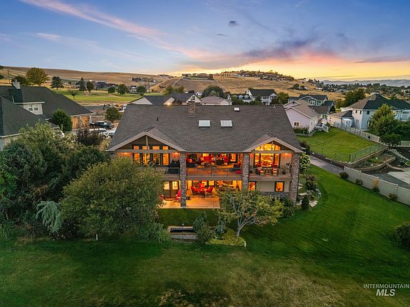 3rd image of 3565 Quailridge Dr