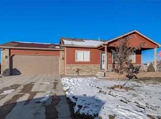 201 Oakwood Ct, Milliken, CO 80543