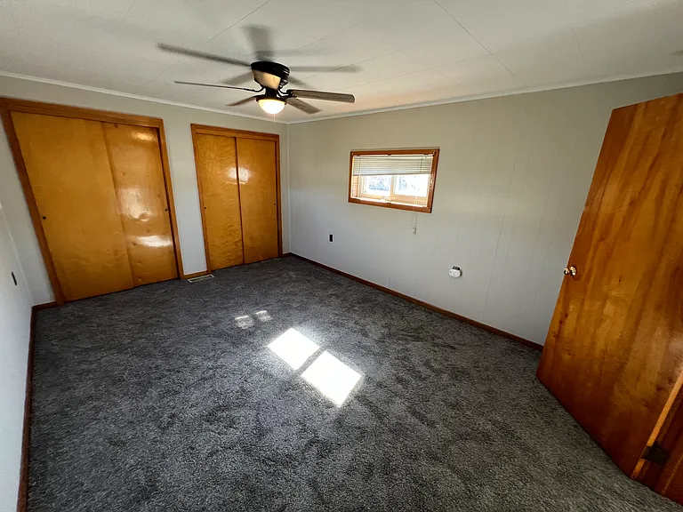 342 Crawford Ave — Photo 10