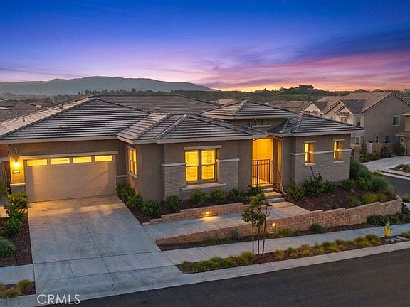 4th image of 32441 Toyon Rd