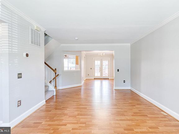 4th image of 212 Gentlebrook Rd