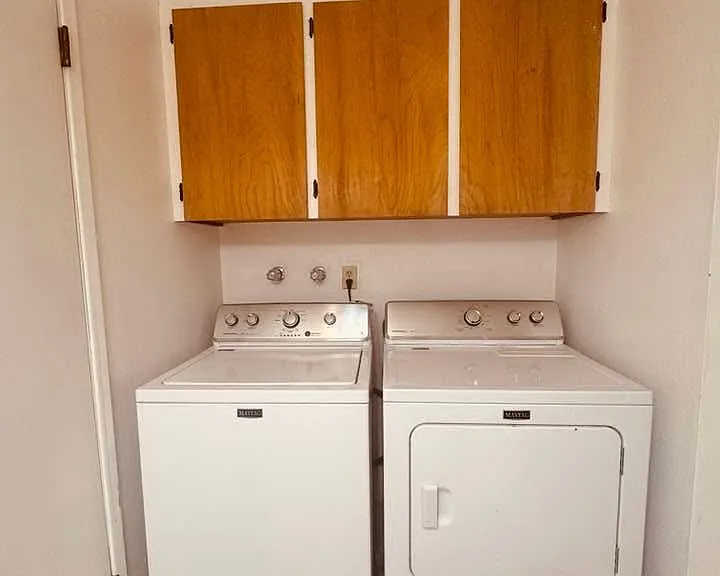 102 E Helena Ave — Photo 12